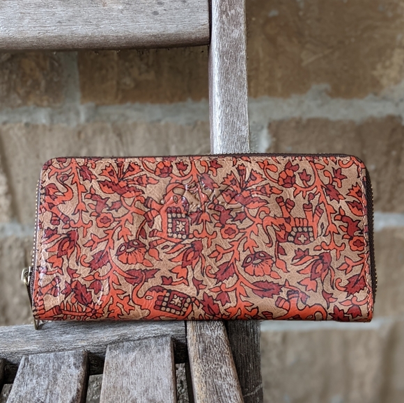 Patricia Nash Handbags - NWOT Patricia Nash Boho India Zip Around Wallet Orange Red Leather